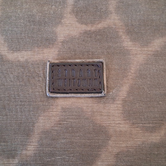 Stuart Writzman Giraffe Print Tote Bag - Picture 2 of 8